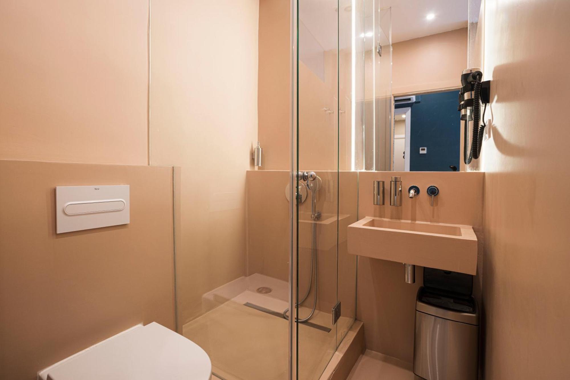 Hostal Sol Y K Barcelona Eksteriør billede