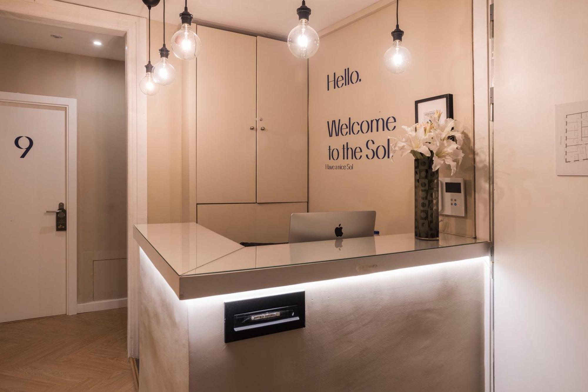 Hostal Sol Y K Barcelona Eksteriør billede