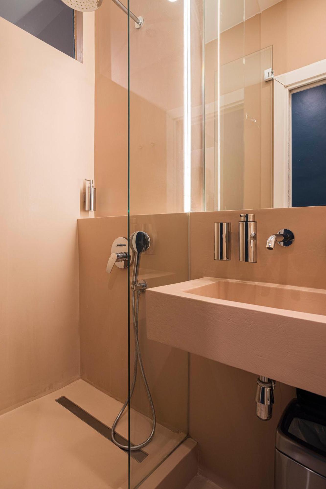 Hostal Sol Y K Barcelona Eksteriør billede